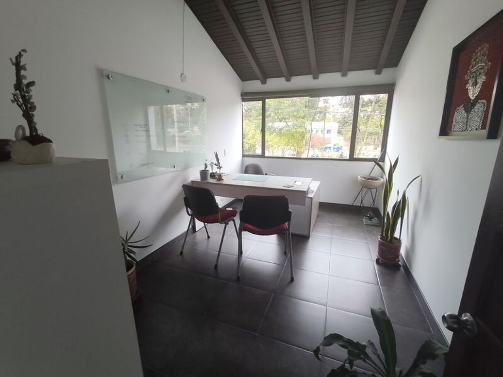 Casa de 5 alcobas en venta en Niza Norte, Bogotá, 646 m² · foto 9 de 15