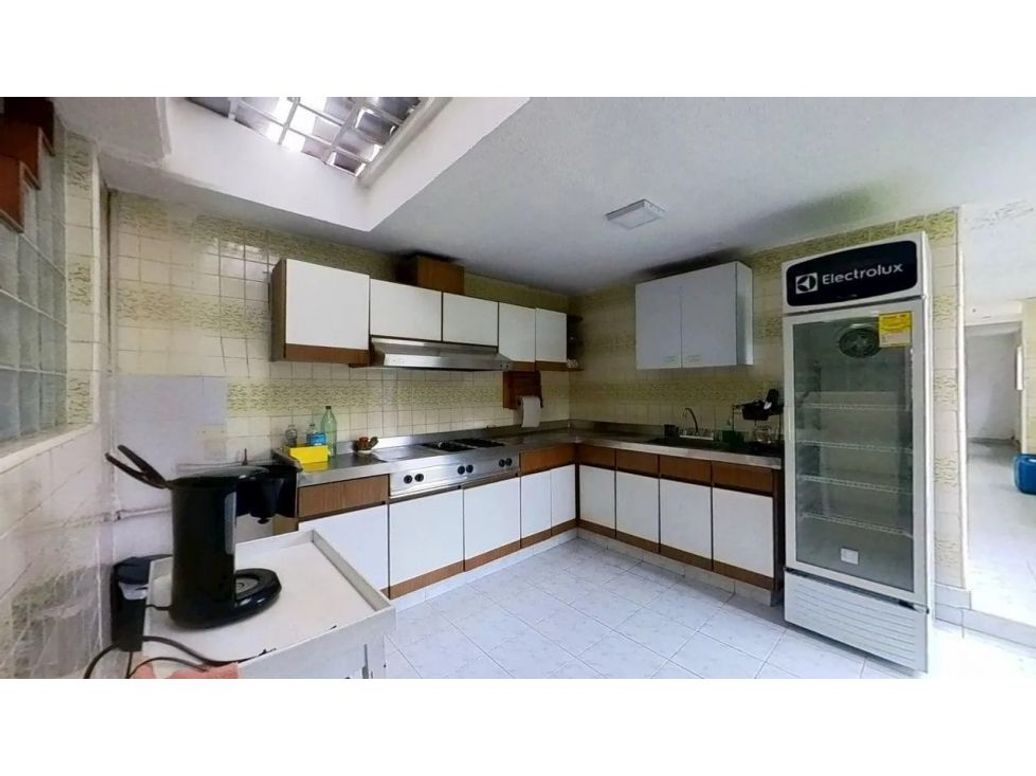Casa de 4 alcobas en venta en Suba, Bogotá, 250 m² · foto 3 de 9