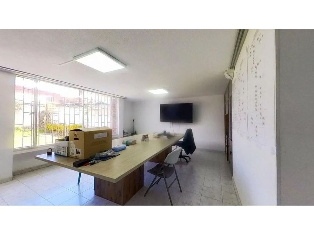 Casa de 4 alcobas en venta en Suba, Bogotá, 250 m² · foto 8 de 9