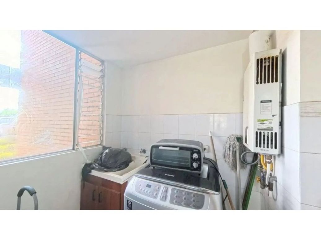 Apartamento de 3 alcobas en venta en Suba, Bogotá, 97 m² · foto 5 de 9