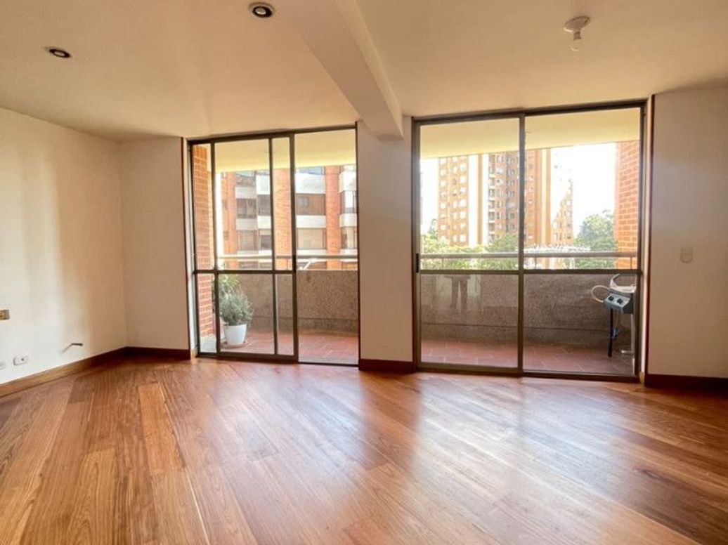 Apartamento de 3 alcobas en arriendo en Iberia, Bogotá, 114 m² · foto 2 de 20