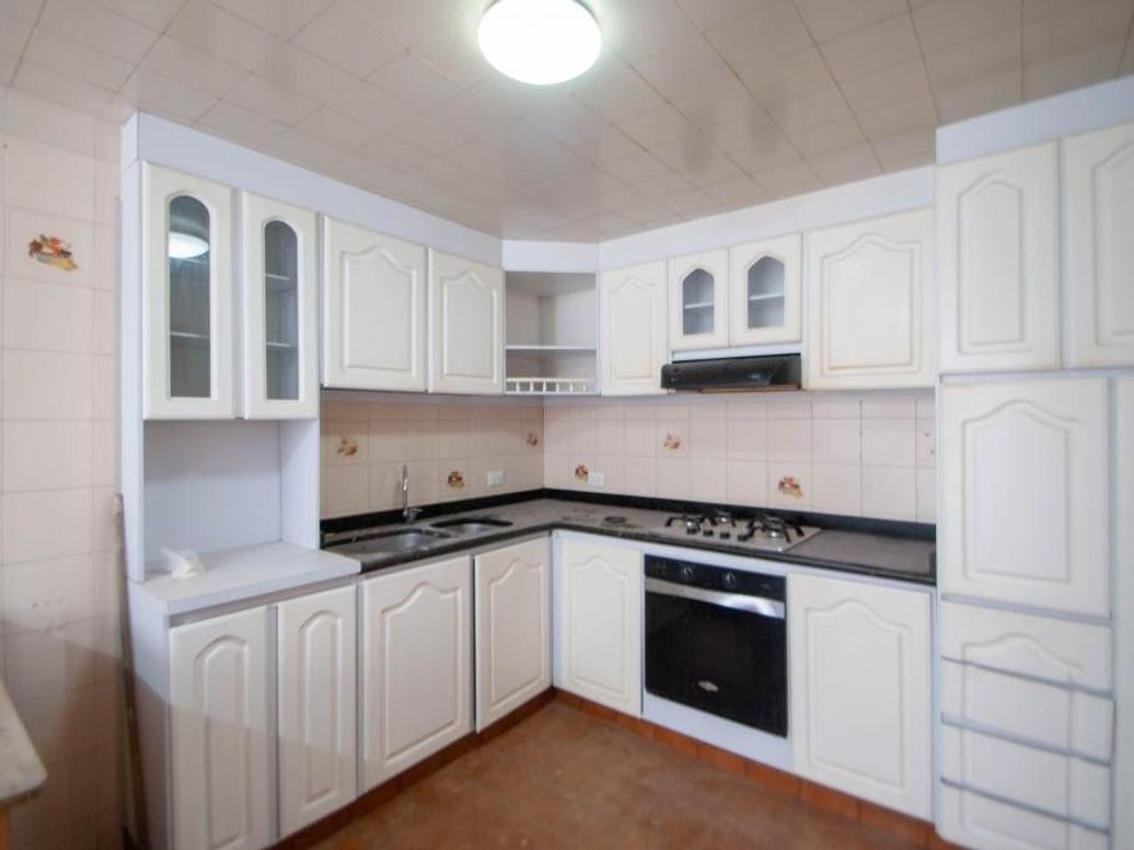 Apartamento de 4 alcobas en venta en San Luis, Bogotá, 120 m² · foto 3 de 17