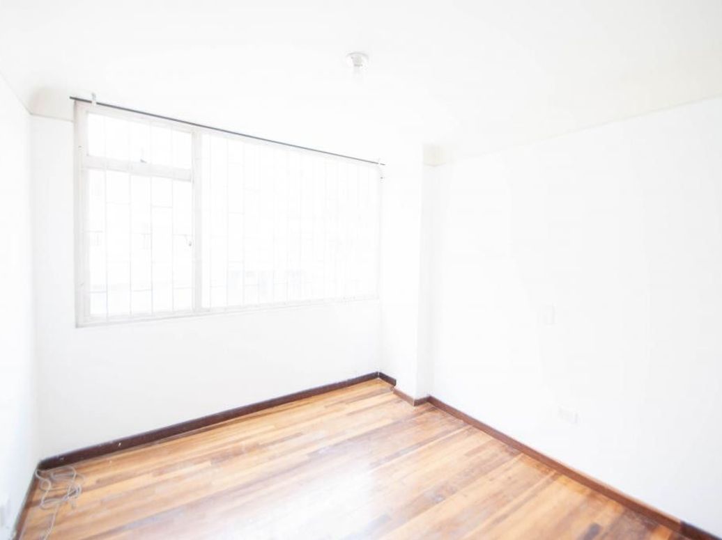 Apartamento de 4 alcobas en venta en San Luis, Bogotá, 120 m² · foto 10 de 17