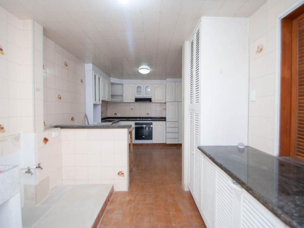 Apartamento de 4 alcobas en venta en San Luis, Bogotá, 120 m² · foto 13 de 17