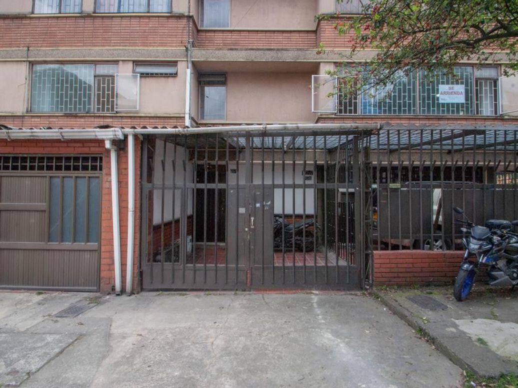 Apartamento de 4 alcobas en venta en San Luis, Bogotá, 120 m² · foto 17 de 17