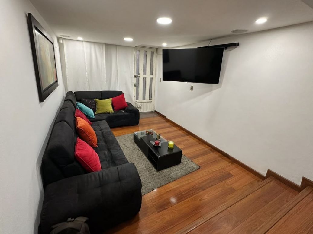 Casa de 6 alcobas en venta en Normandía, Bogotá, 144 m² · foto 5 de 20