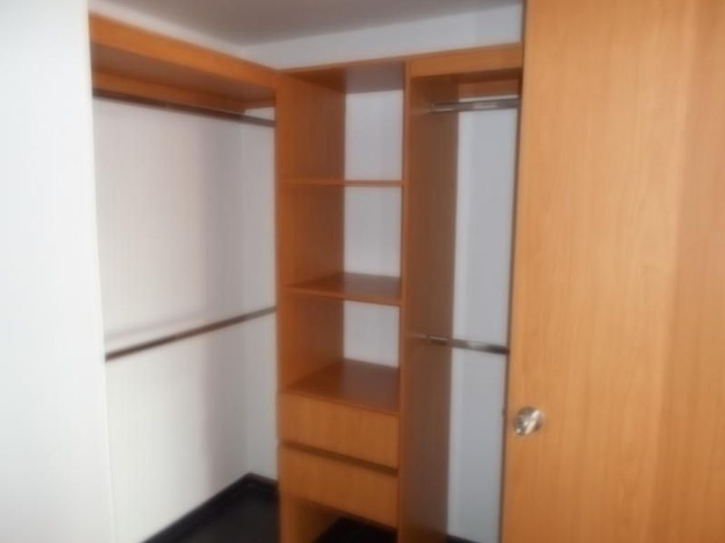 Apartaestudio en venta en Marly, Bogotá, 42 m² · foto 8 de 20