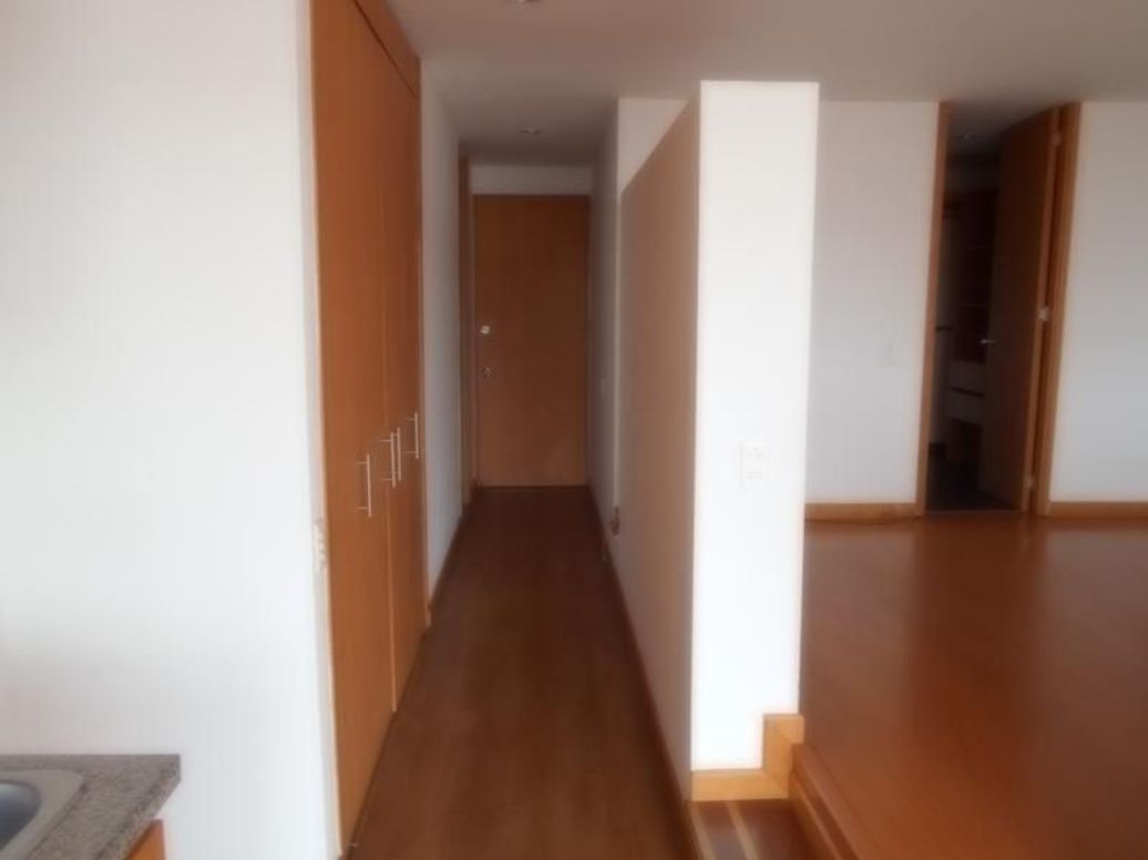 Apartaestudio en venta en Marly, Bogotá, 42 m² · foto 13 de 20