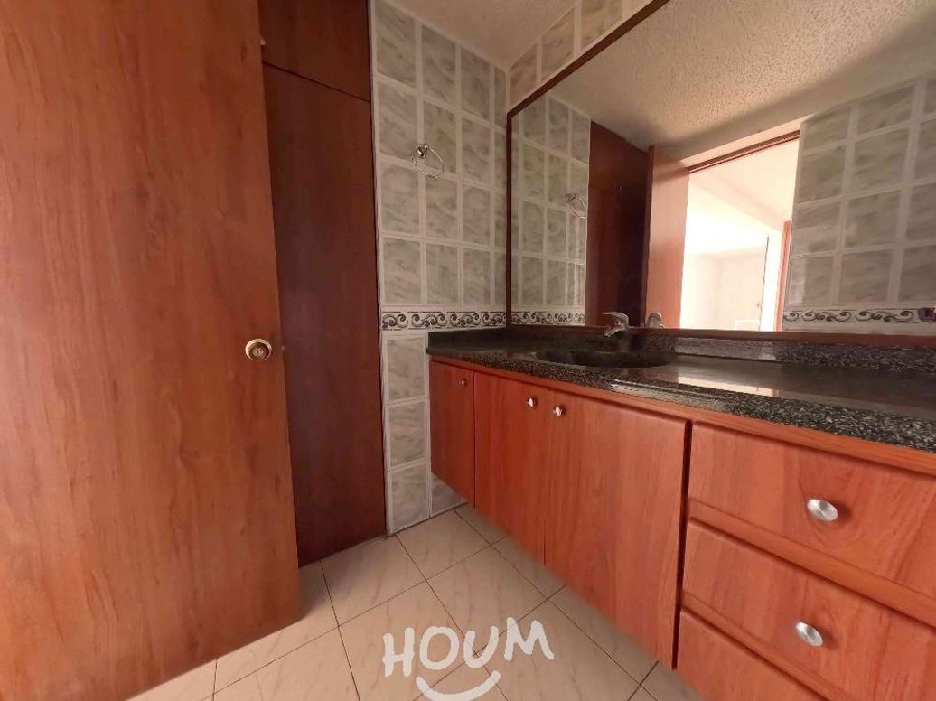 Apartamento de 4 alcobas en arriendo en Multifamiliares La Paz, Bogotá, 91 m² · foto 19 de 20