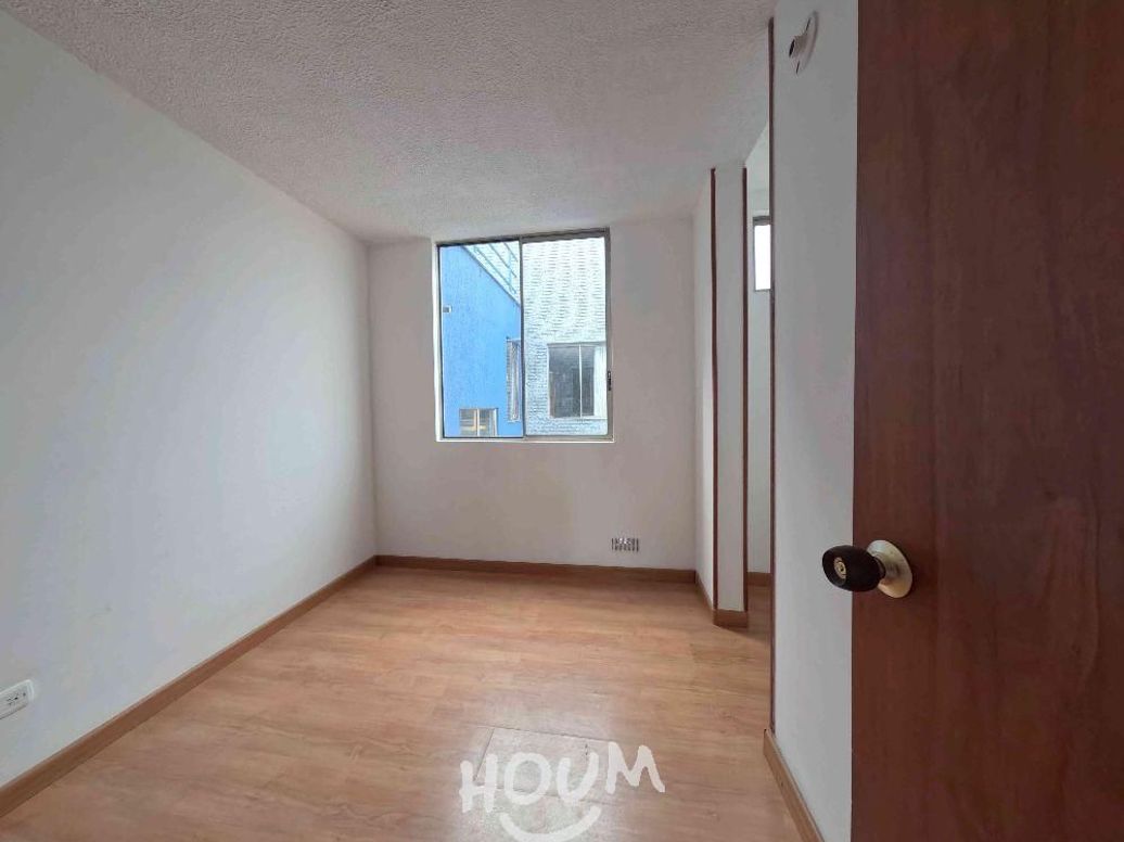 Apartamento de 4 alcobas en venta en Multifamiliares La Paz, Bogotá, 91 m² · foto 11 de 20