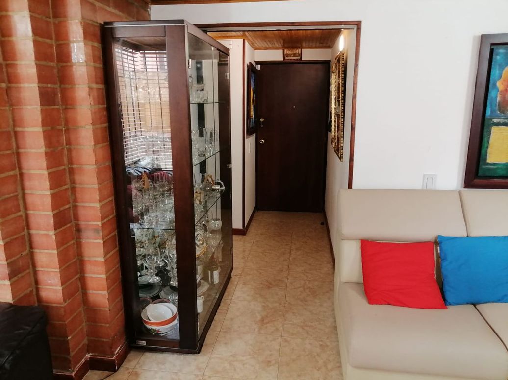 Apartamento de 3 alcobas en venta en San Cipriano, Bogotá, 62 m² · foto 4 de 20