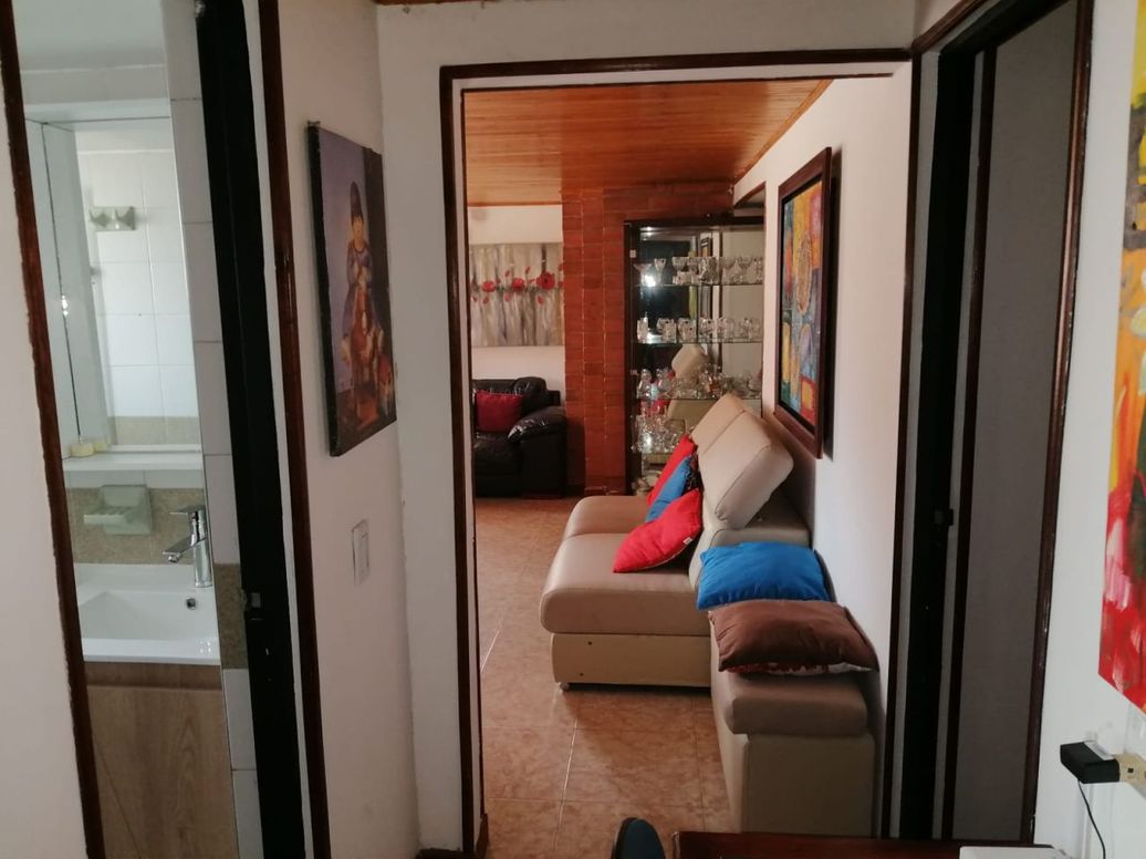 Apartamento de 3 alcobas en venta en San Cipriano, Bogotá, 62 m² · foto 18 de 20