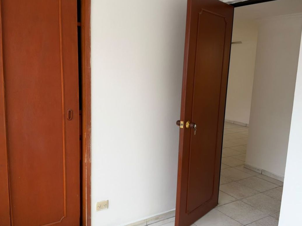 Apartamento de 3 alcobas en arriendo en Santa Rosita, Bogotá, 55 m² · foto 5 de 14