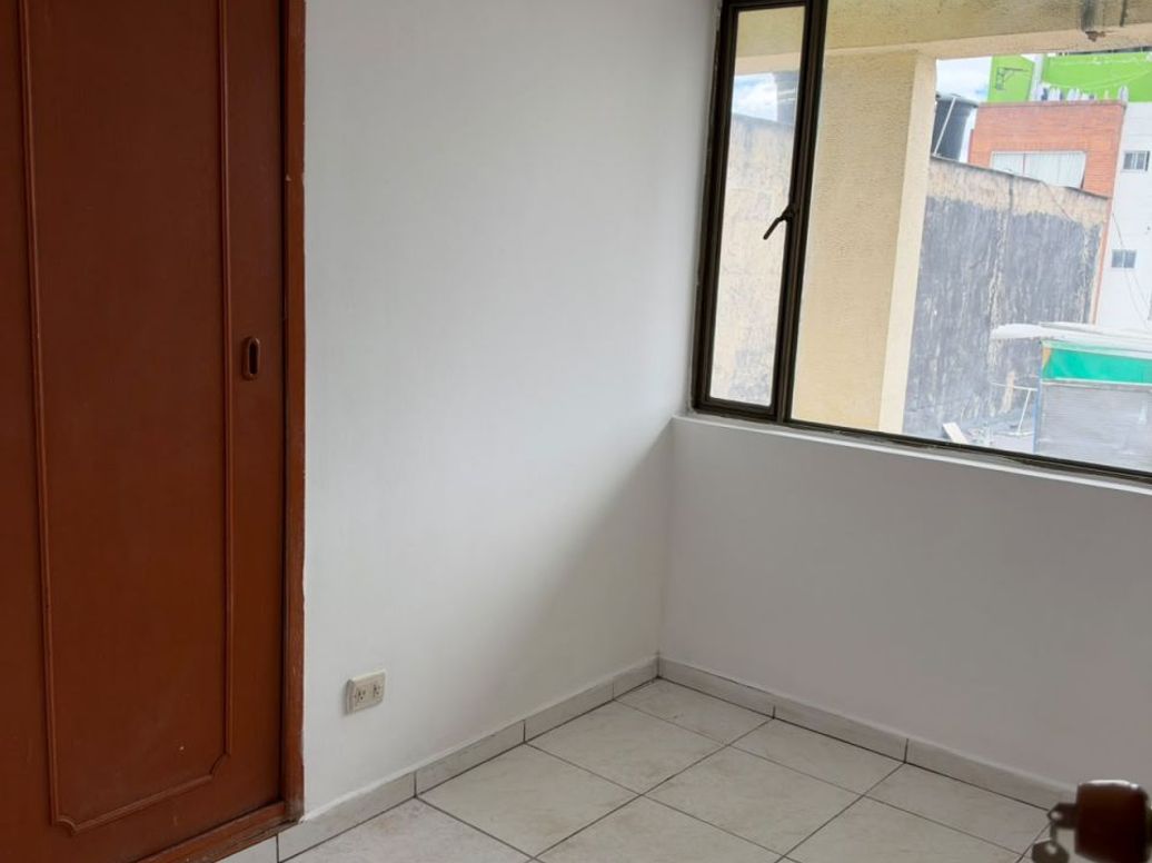 Apartamento de 3 alcobas en arriendo en Santa Rosita, Bogotá, 55 m² · foto 9 de 14