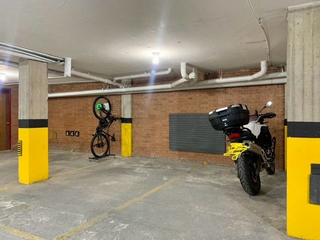 Apartamento de 3 alcobas en venta en Campo Alegre, Bogotá, 131 m² · foto 20 de 20