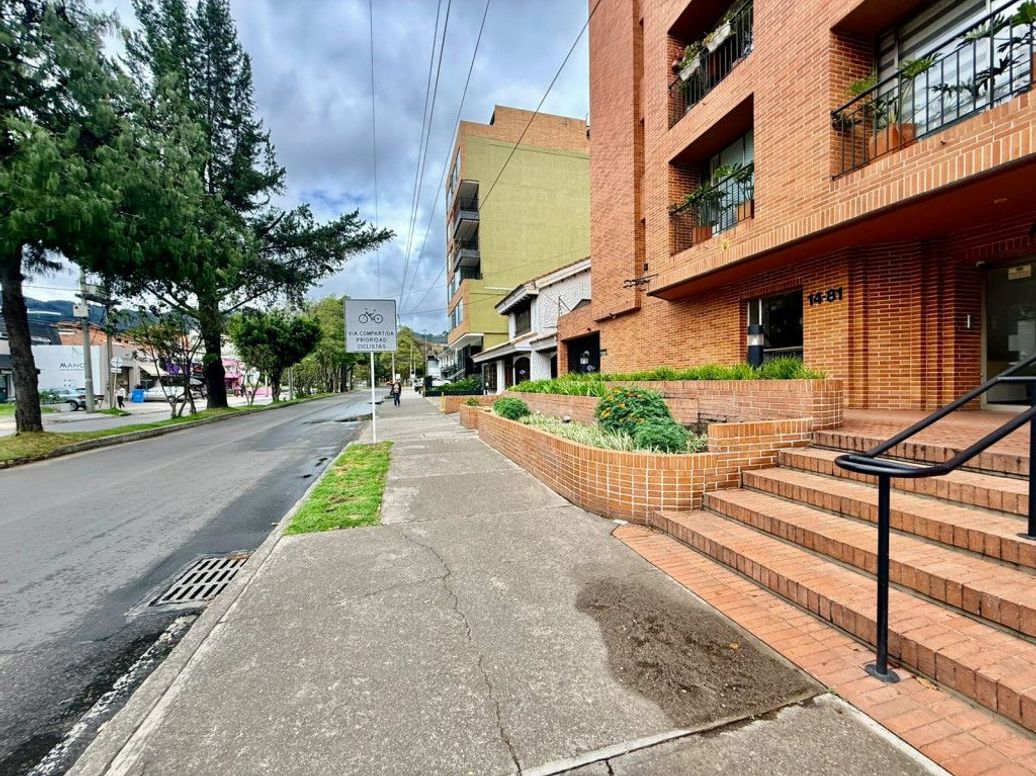 Apartaestudio en venta en Rincon Del Chicó, Bogotá, 70 m² · foto 2 de 20