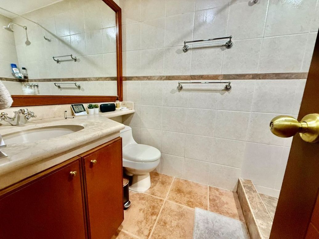 Apartaestudio en venta en Rincon Del Chicó, Bogotá, 70 m² · foto 13 de 20