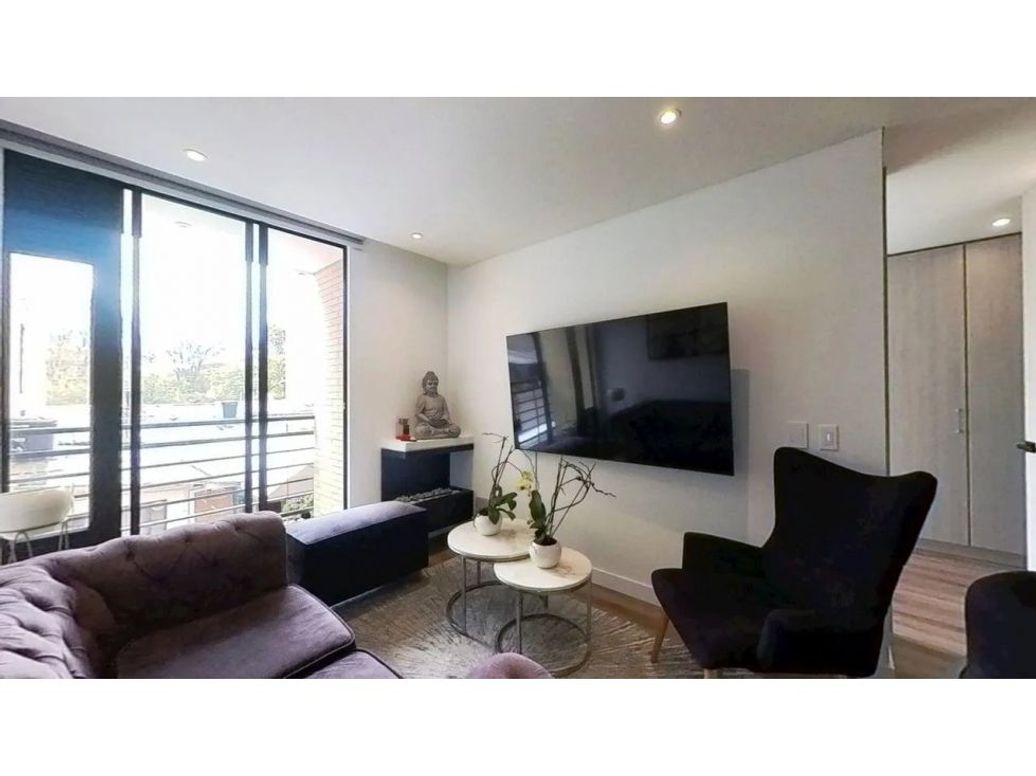 Apartamento de 1 alcoba en venta en Usaquén, Bogotá, 49 m² · foto 2 de 10