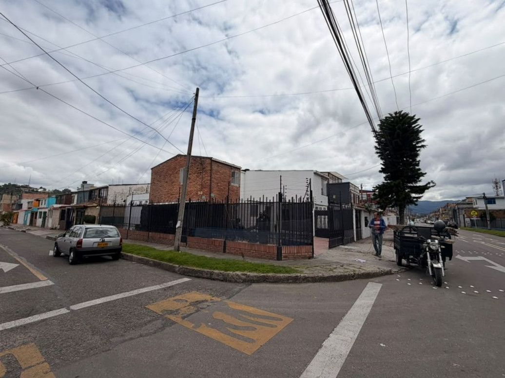 Casa de 3 alcobas en arriendo en La Serena, Bogotá, 150 m² · foto 3 de 20