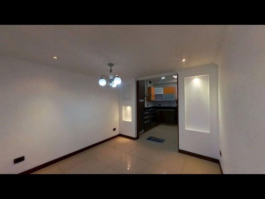 Casa de 4 alcobas en venta en Portales Del Norte, Bogotá, 93 m² · foto 3 de 20