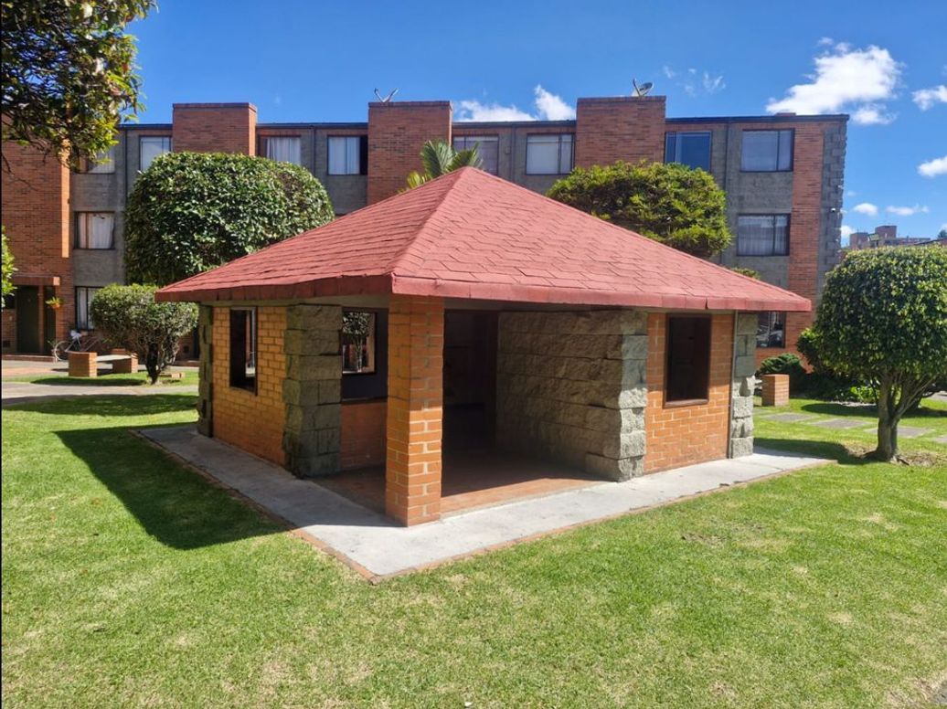 Casa de 4 alcobas en venta en Portales Del Norte, Bogotá, 93 m² · foto 19 de 20