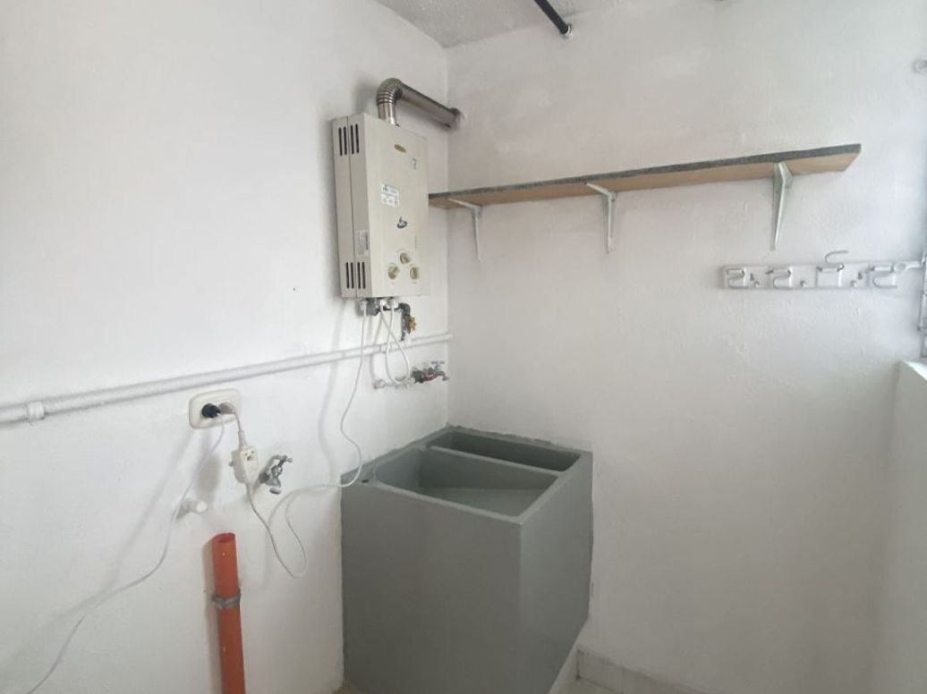 Apartamento de 3 alcobas en arriendo en Cantalejo, Bogotá, 66 m² · foto 5 de 18