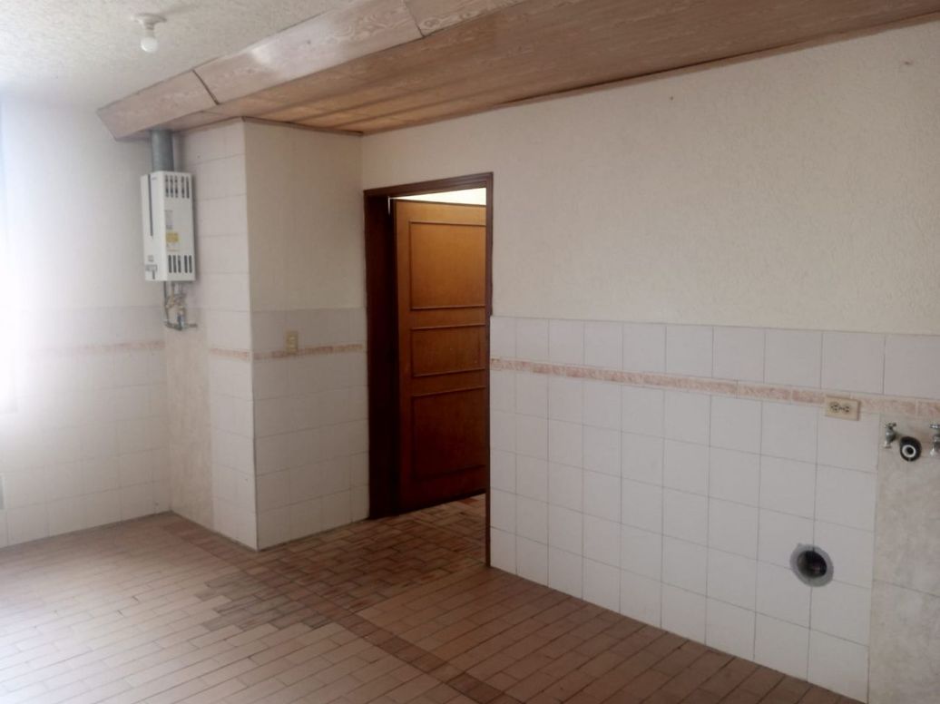 Apartamento de 3 alcobas en arriendo en El Encanto, Bogotá, 60 m² · foto 13 de 14