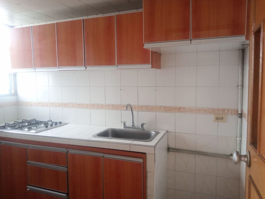 Apartamento de 3 alcobas en arriendo en El Encanto, Bogotá, 60 m² · foto 5 de 14