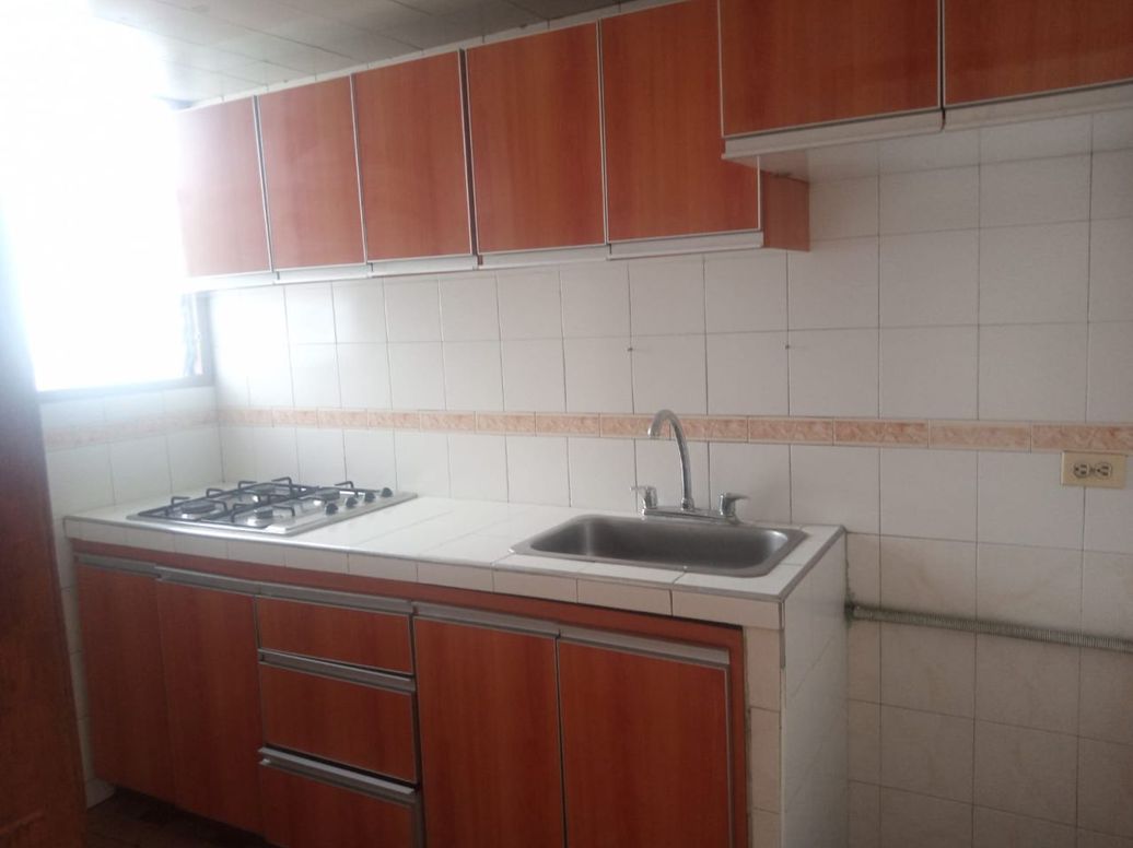 Apartamento de 3 alcobas en arriendo en El Encanto, Bogotá, 60 m² · foto 4 de 14