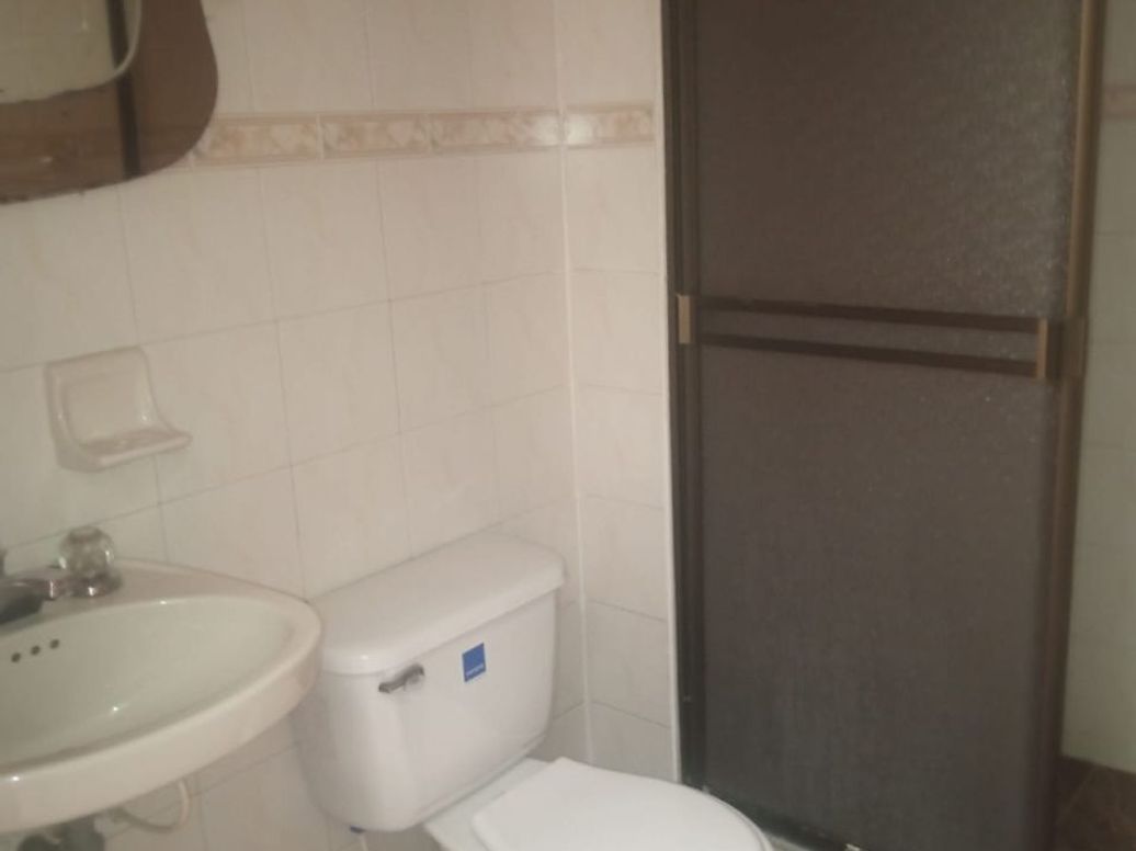 Apartamento de 3 alcobas en arriendo en El Encanto, Bogotá, 60 m² · foto 10 de 14