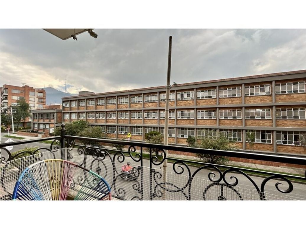 Apartamento de 3 alcobas en venta en Santa Bibiana, Bogotá, 186 m² · foto 3 de 20