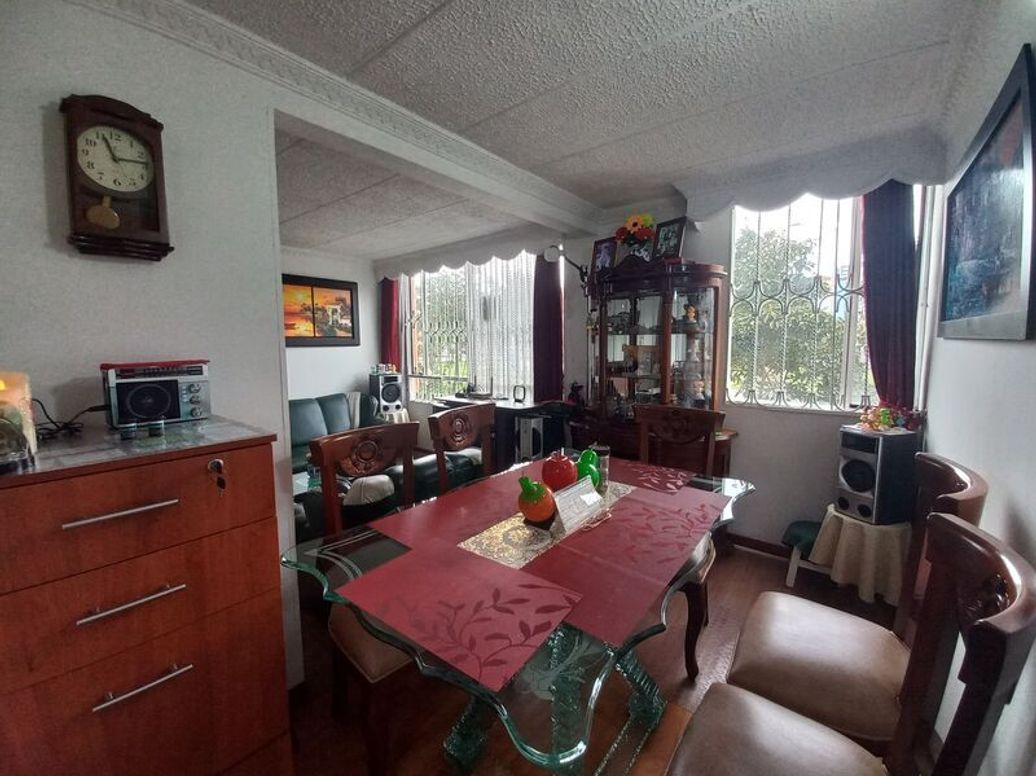 Apartamento de 2 alcobas en venta en El Triángulo, Bogotá, 42 m² · foto 3 de 20