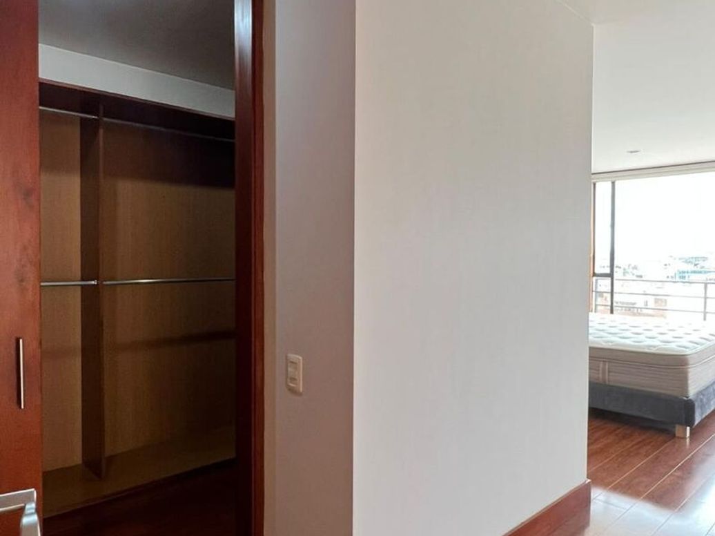 Apartamento de 4 alcobas en arriendo en Chicó Norte, Bogotá, 269 m² · foto 11 de 20