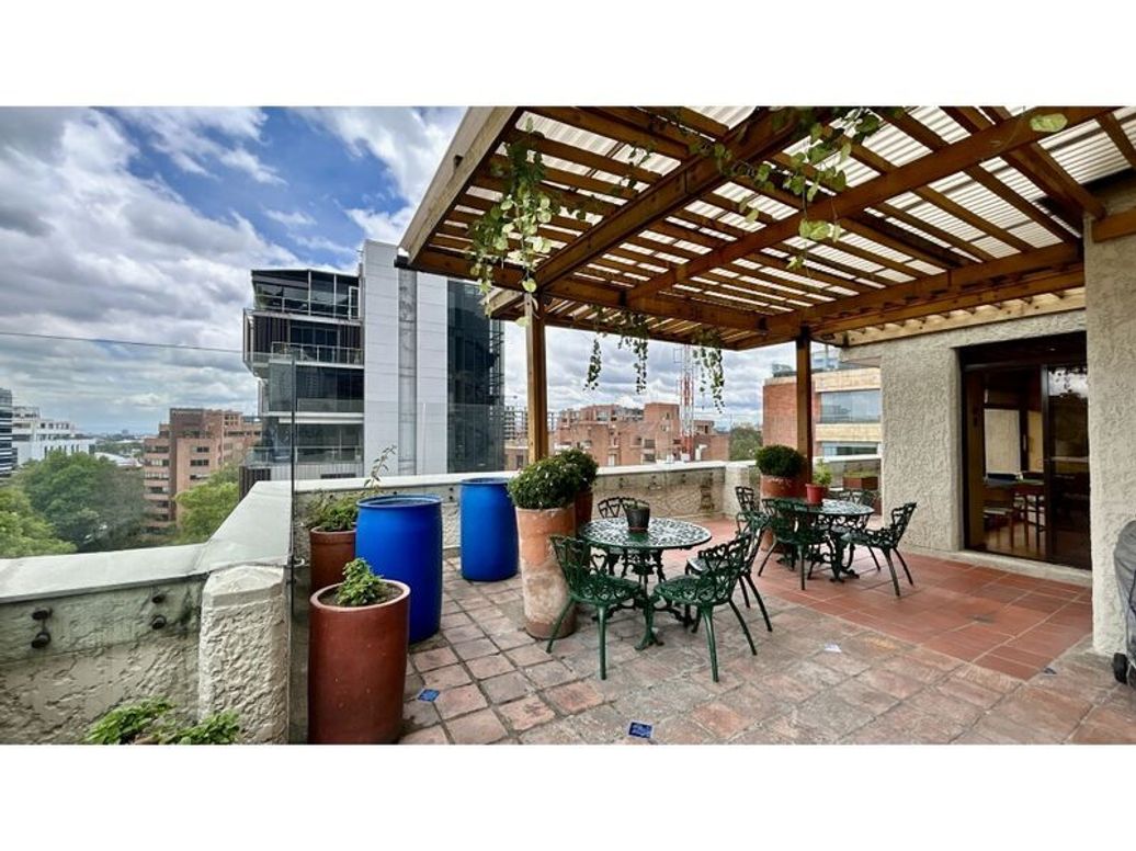 Apartamento de 4 alcobas en venta en El Retiro, Bogotá, 416 m² · foto 14 de 20