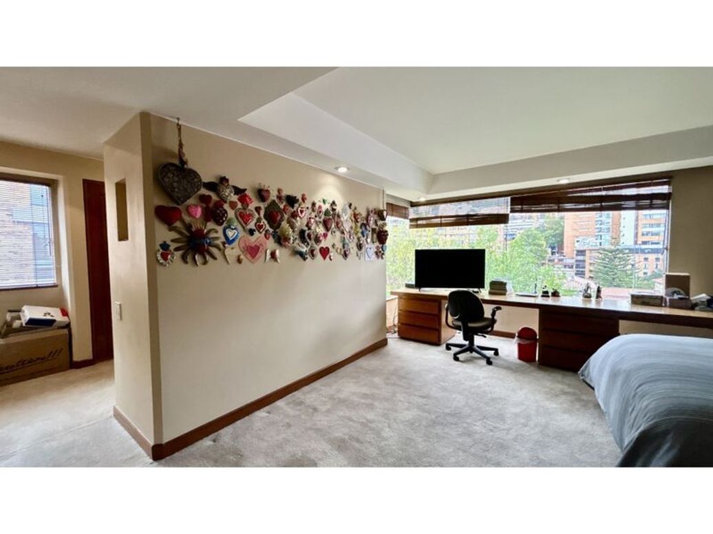 Apartamento de 4 alcobas en venta en El Retiro, Bogotá, 416 m² · foto 19 de 20
