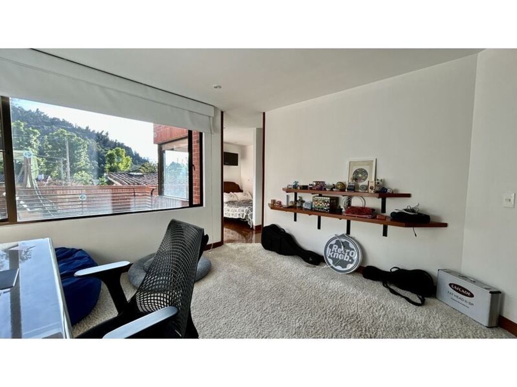 Casa de 3 alcobas en venta en Bella Suiza, Bogotá, 218 m² · foto 19 de 20