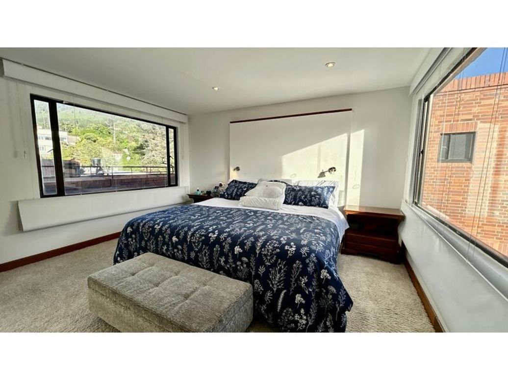 Casa de 3 alcobas en venta en Bella Suiza, Bogotá, 218 m² · foto 11 de 20