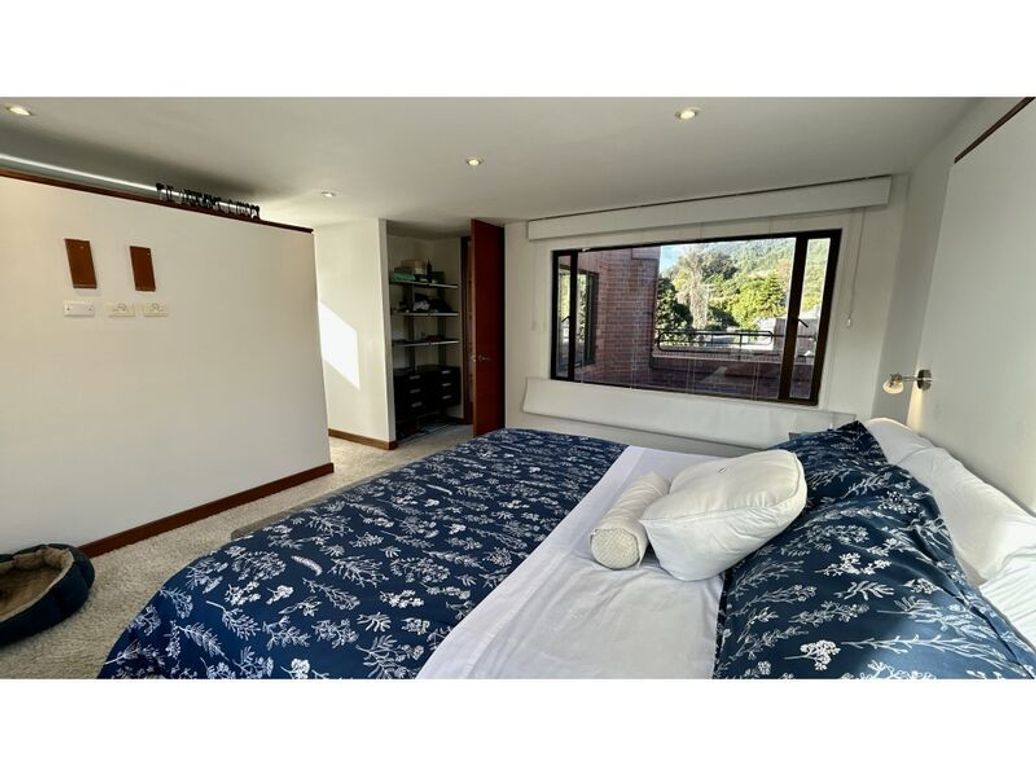 Casa de 3 alcobas en venta en Bella Suiza, Bogotá, 218 m² · foto 13 de 20