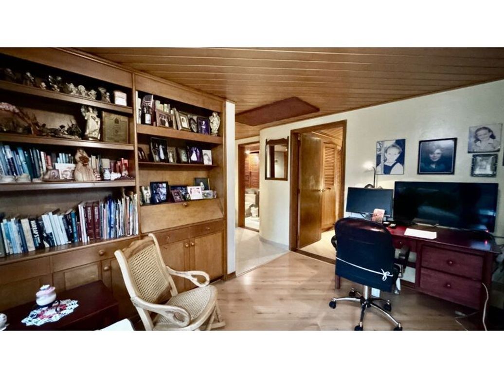 Apartamento de 3 alcobas en venta en Bellavista, Bogotá, 146 m² · foto 15 de 20