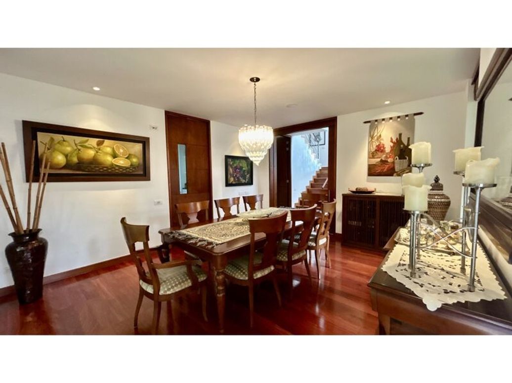 Casa de 4 alcobas en venta en Niza Suba, Bogotá, 390 m² · foto 9 de 20
