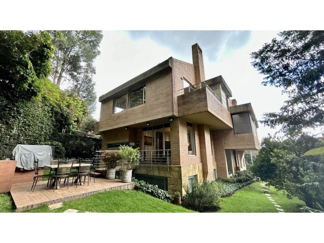 Casa de 4 alcobas en venta en Niza Suba, Bogotá, 390 m² · foto 13 de 20