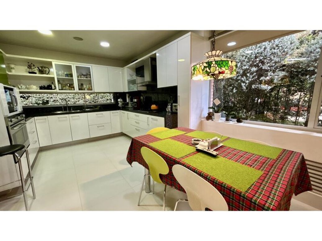 Casa de 4 alcobas en venta en Niza Suba, Bogotá, 390 m² · foto 15 de 20