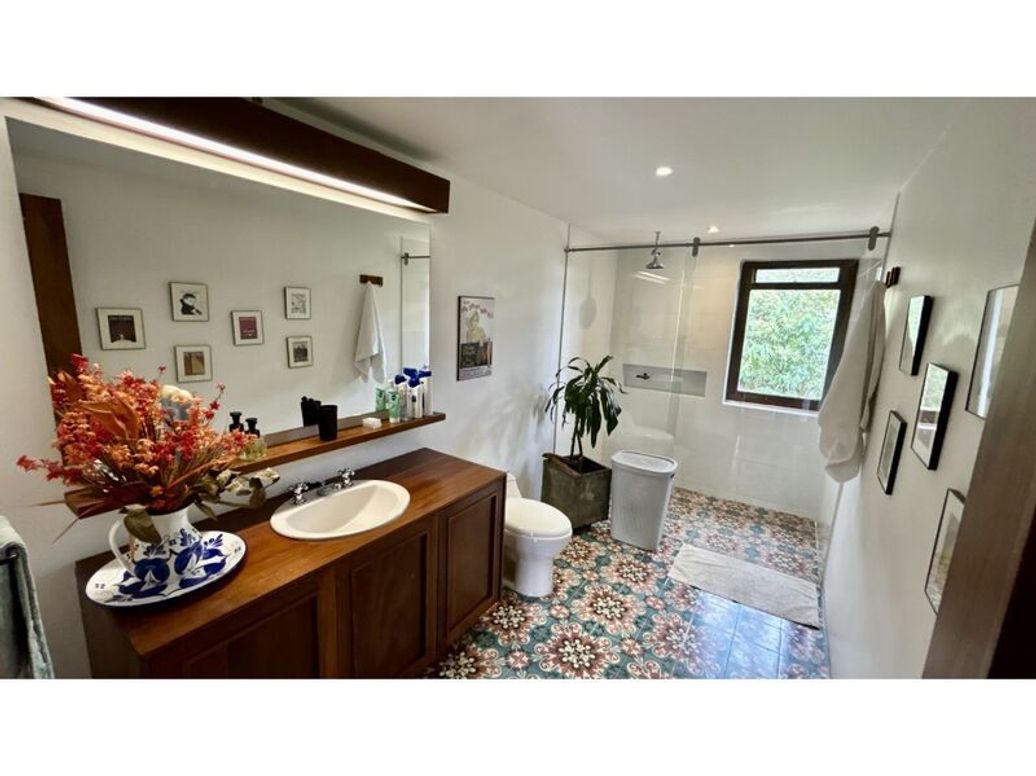 Casa de 4 alcobas en venta en Suba Naranjos, Bogotá, 423 m² · foto 12 de 20
