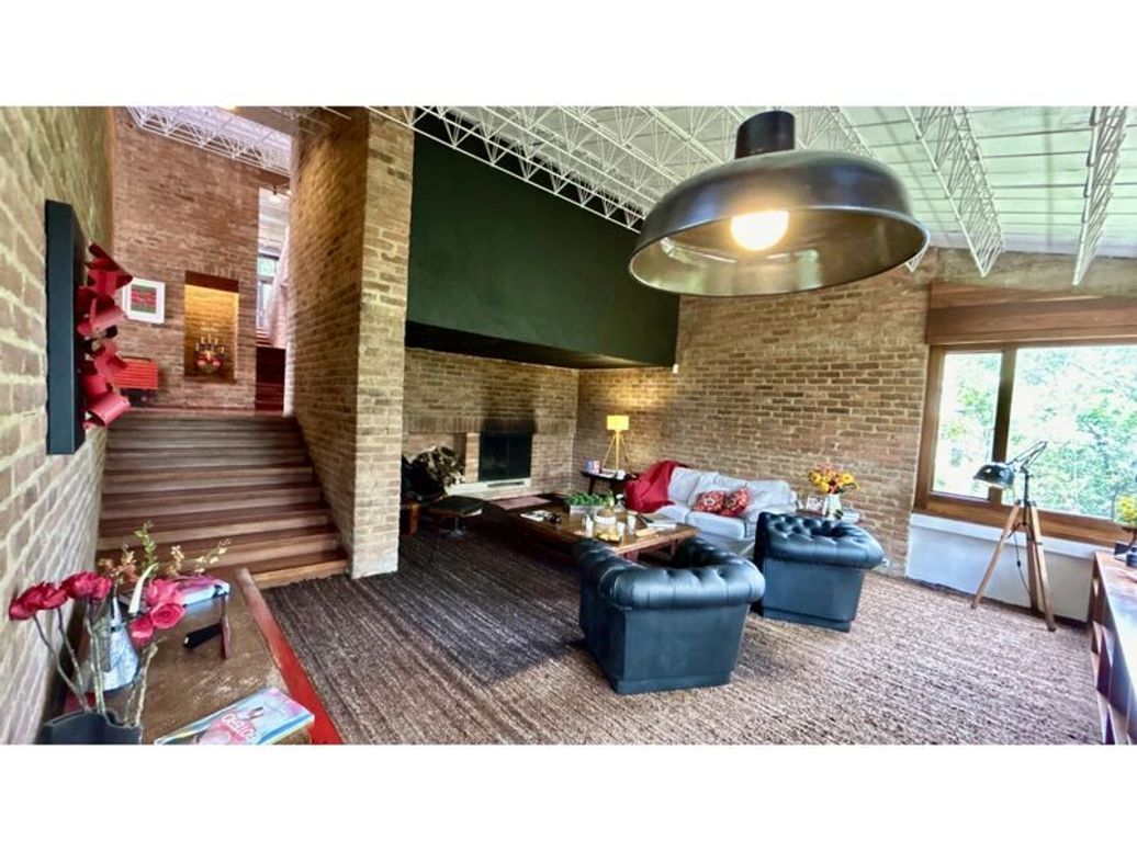 Casa de 4 alcobas en venta en Suba Naranjos, Bogotá, 423 m² · foto 3 de 20