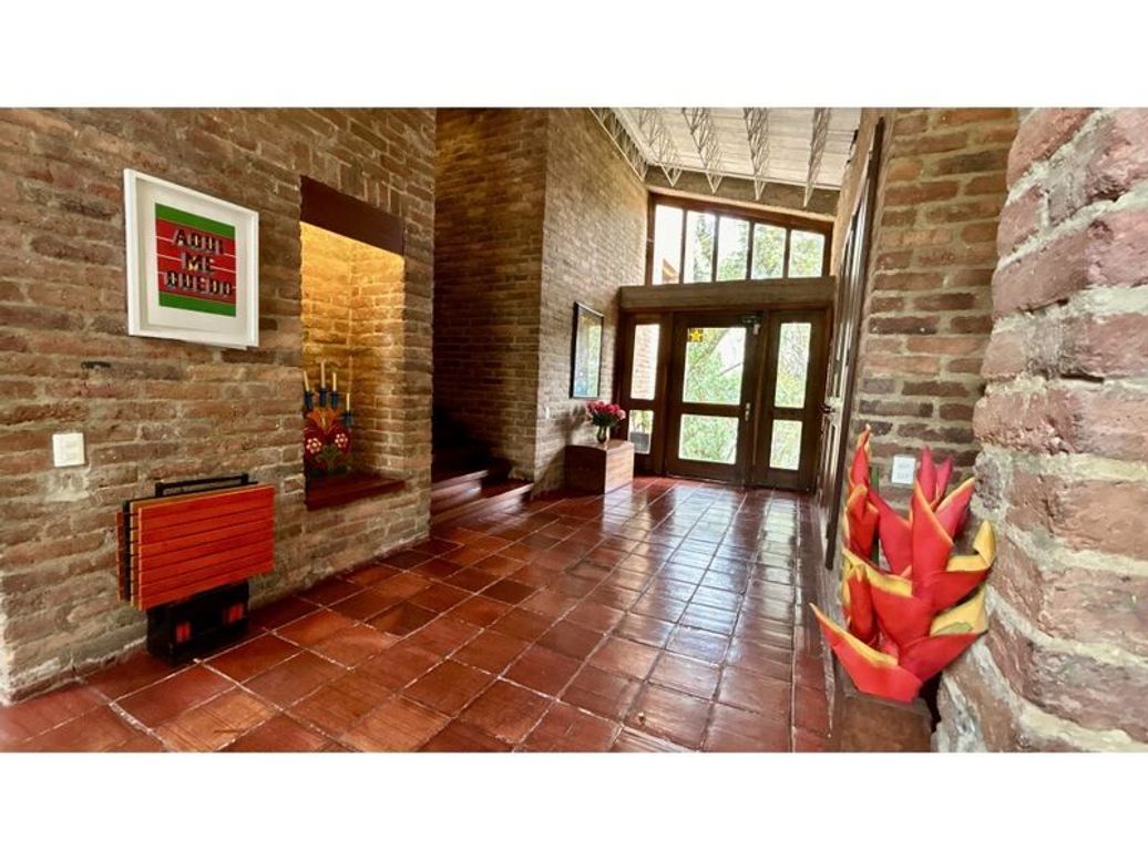 Casa de 4 alcobas en venta en Suba Naranjos, Bogotá, 423 m² · foto 5 de 20