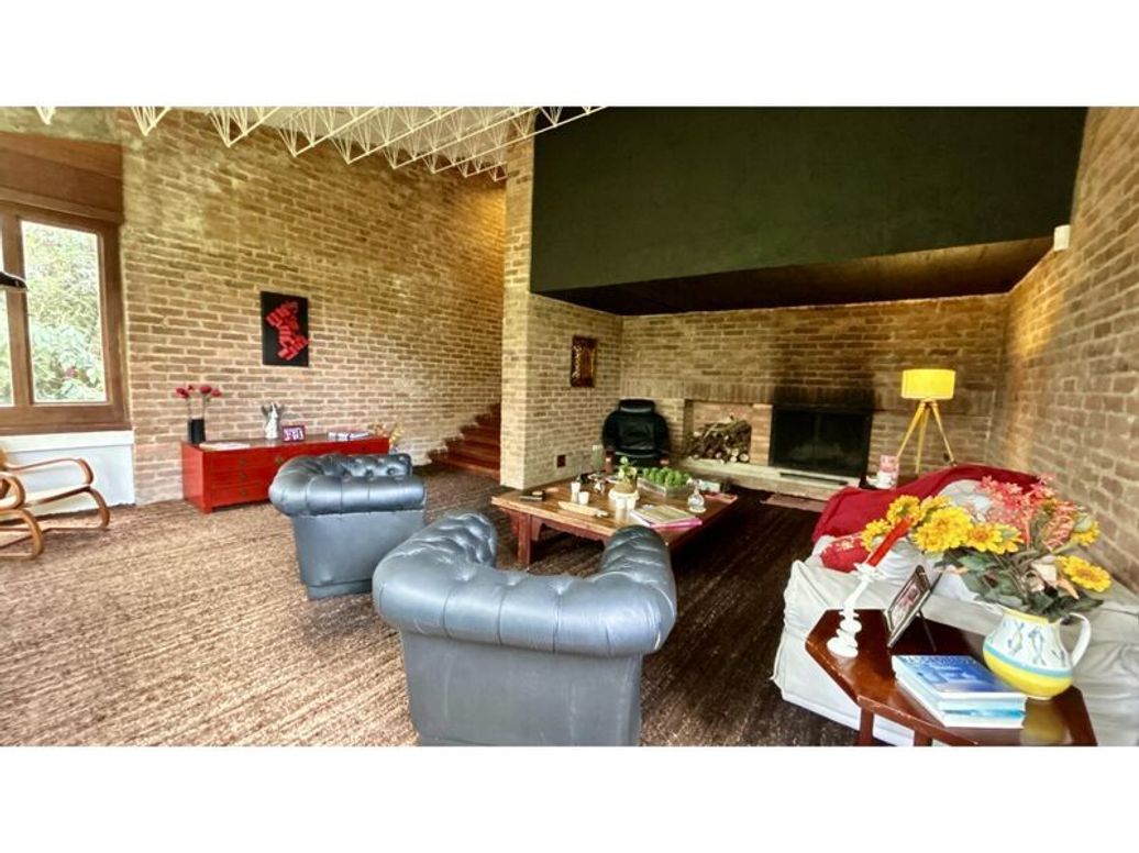 Casa de 4 alcobas en venta en Suba Naranjos, Bogotá, 423 m² · foto 4 de 20