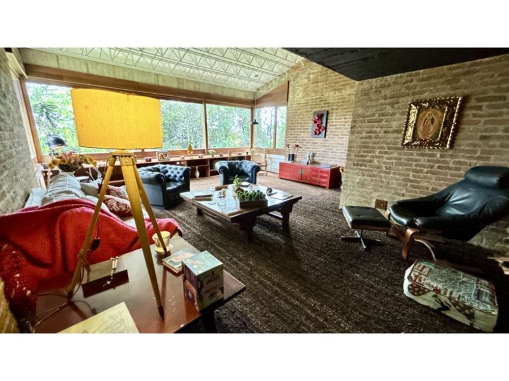 Casa de 4 alcobas en venta en Suba Naranjos, Bogotá, 423 m² · foto 2 de 20