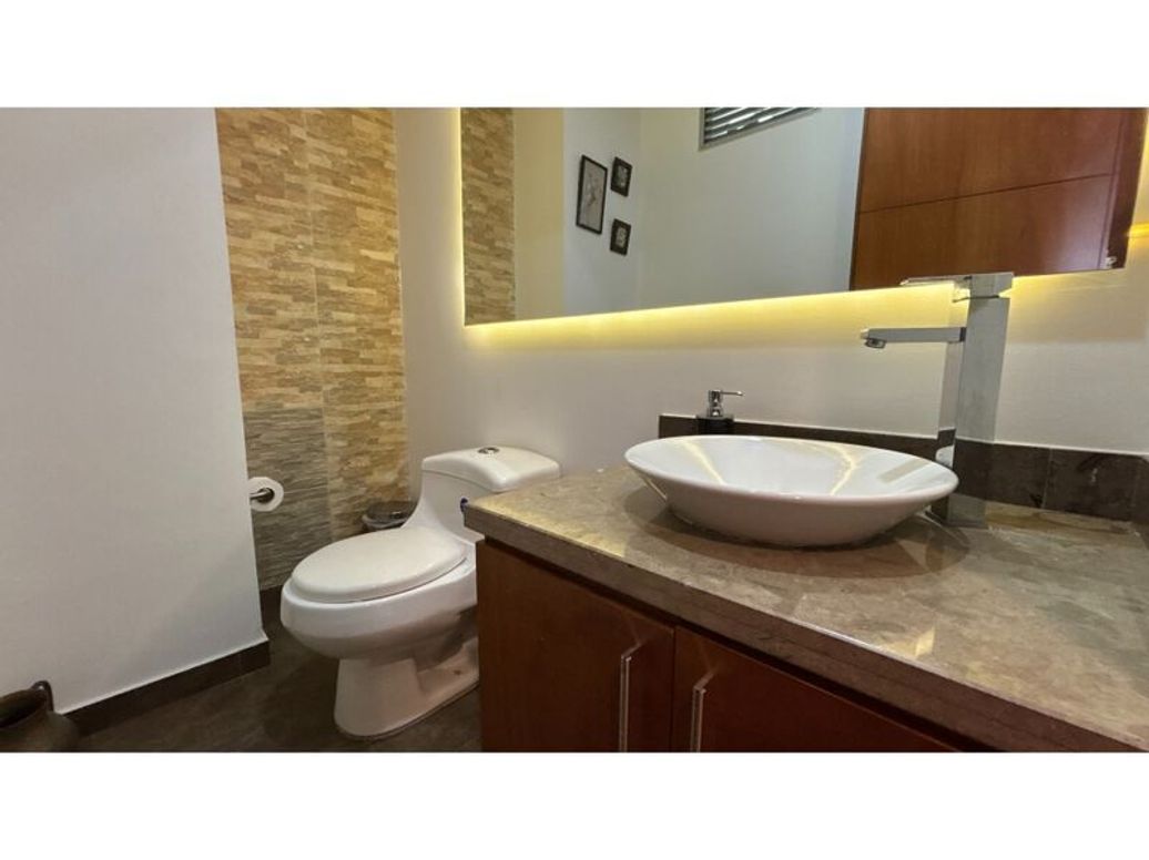 Apartamento de 2 alcobas en venta en Santa Barbara Occidental, Bogotá, 105 m² · foto 8 de 15