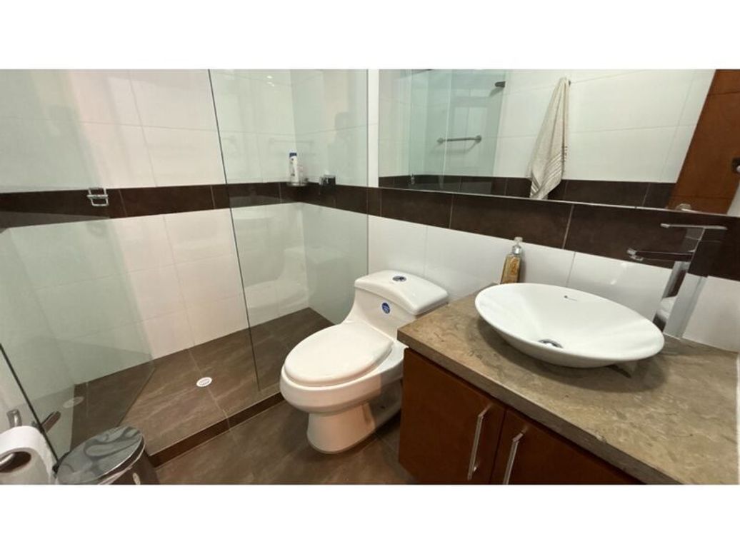 Apartamento de 2 alcobas en venta en Santa Barbara Occidental, Bogotá, 105 m² · foto 15 de 15