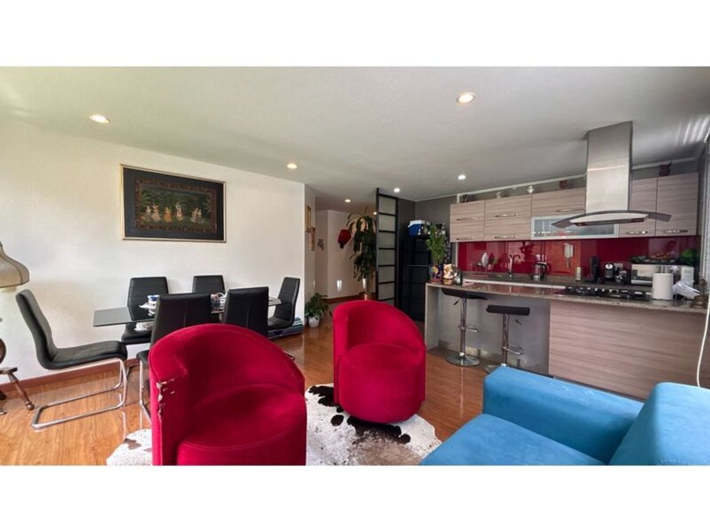 Apartamento de 2 alcobas en venta en Santa Barbara Occidental, Bogotá, 105 m² · foto 2 de 15